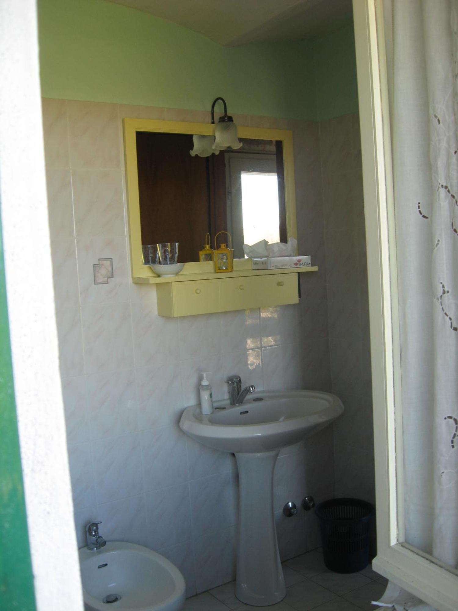 Agriturismo Cascina Serra Cossano Belbo Δωμάτιο φωτογραφία