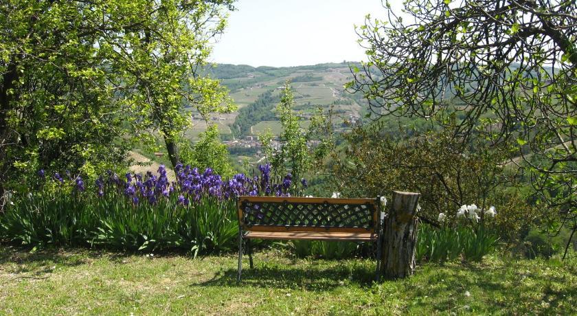 Agriturismo Cascina Serra Cossano Belbo Εξωτερικό φωτογραφία