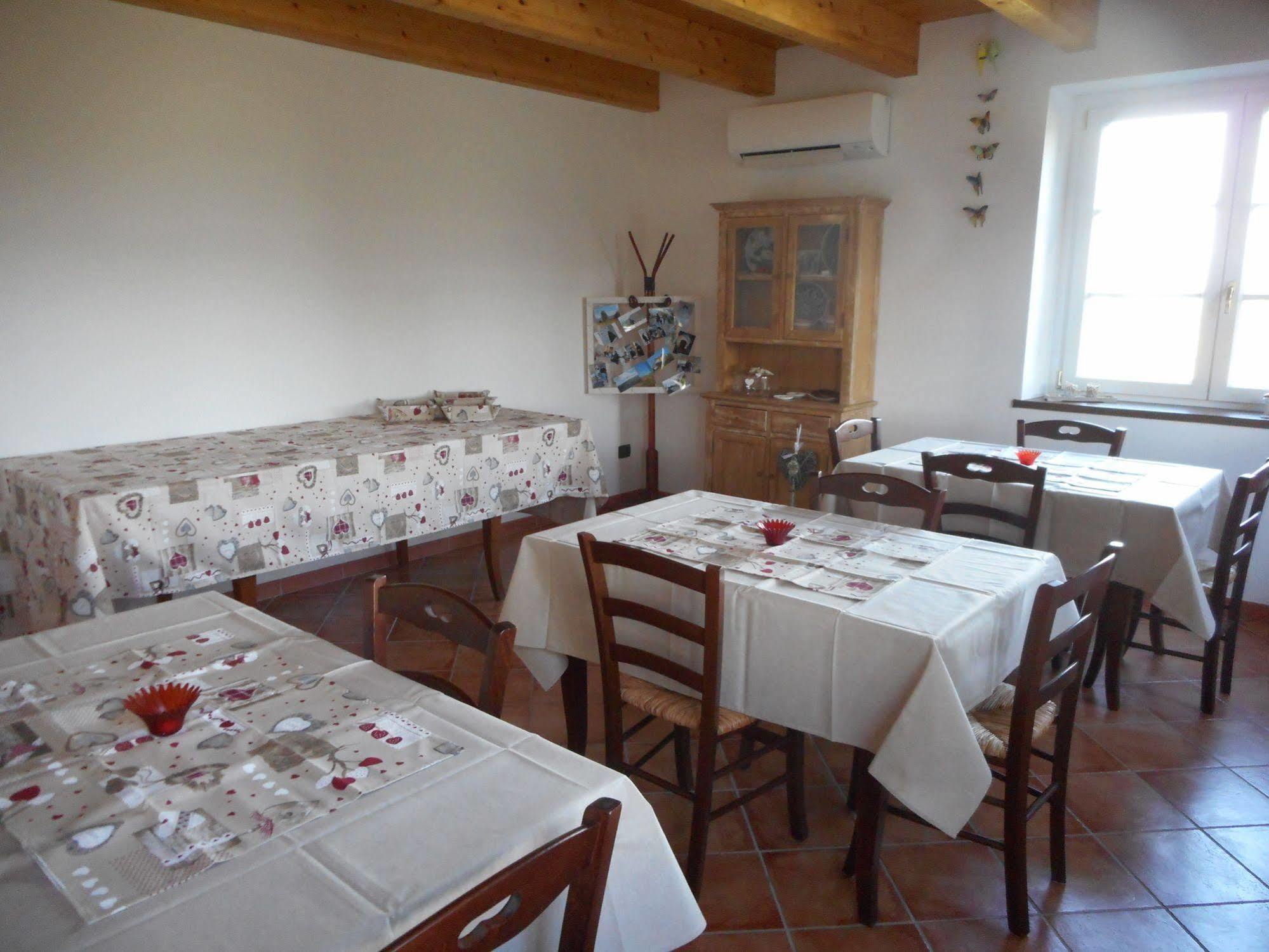 Agriturismo Cascina Serra Cossano Belbo Εξωτερικό φωτογραφία