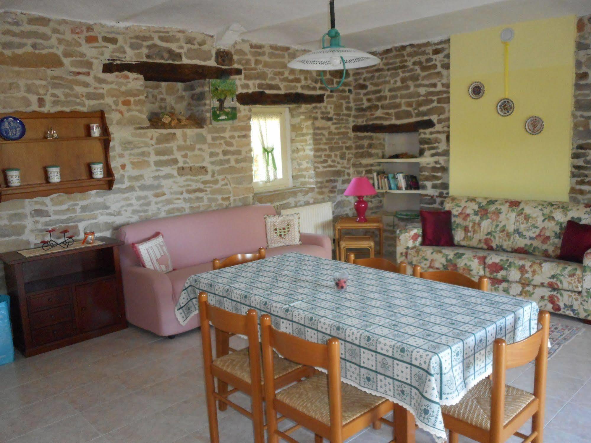 Agriturismo Cascina Serra Cossano Belbo Εξωτερικό φωτογραφία