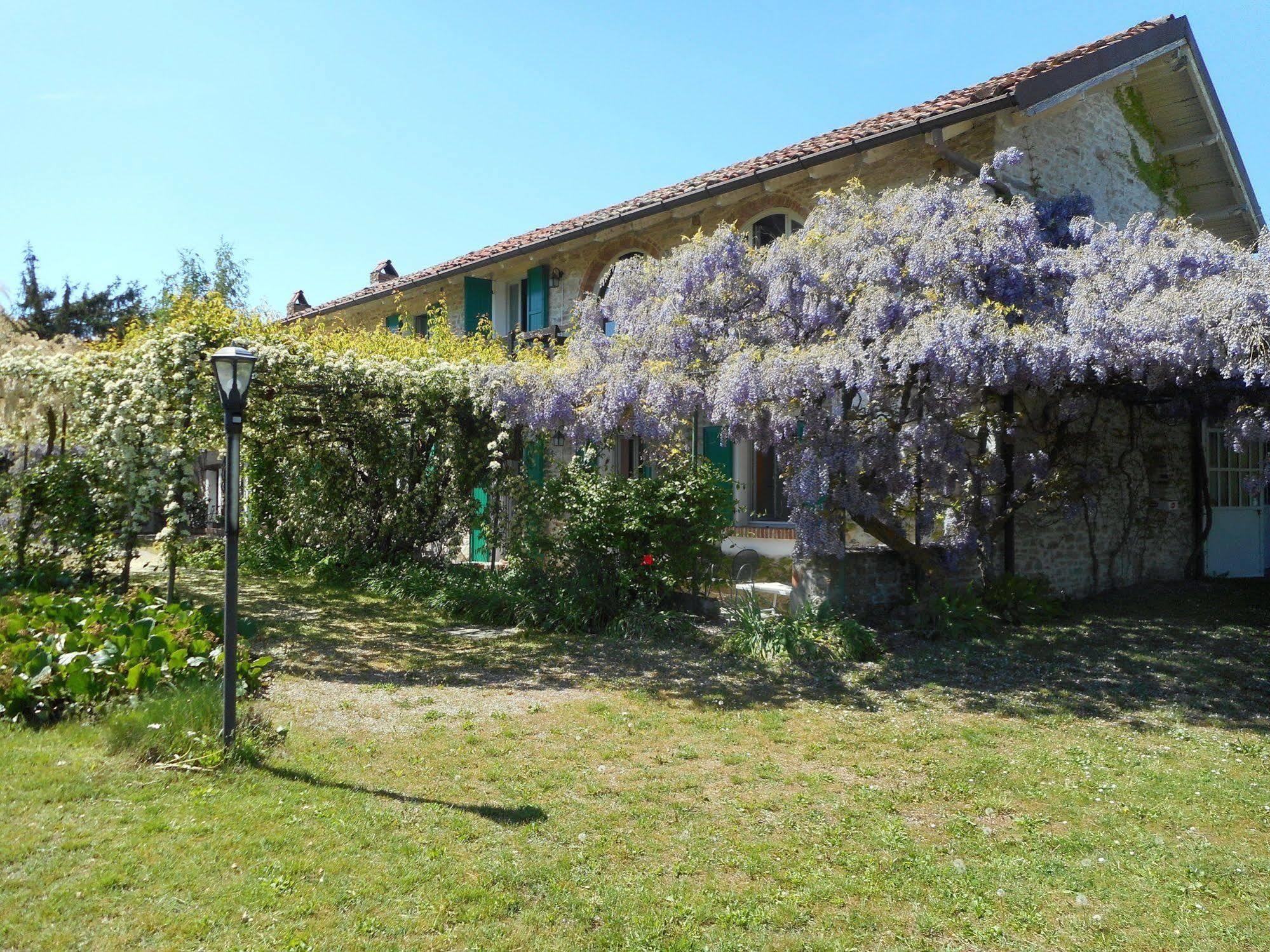 Agriturismo Cascina Serra Cossano Belbo Εξωτερικό φωτογραφία