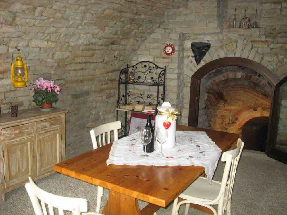 Agriturismo Cascina Serra Cossano Belbo Εξωτερικό φωτογραφία